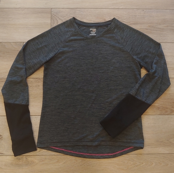 Danskin Now Tops - Gray & black athleisure top // Youth size L